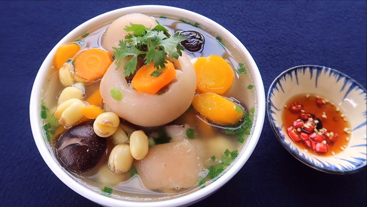 Cách nấu canh giò heo không bị đục
